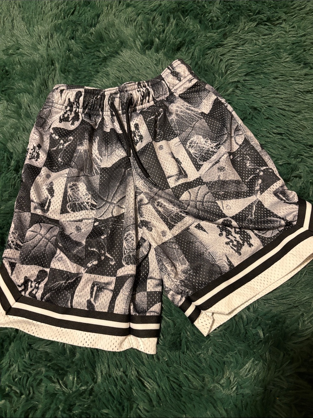 Boys Graphic Basketball Shorts 8